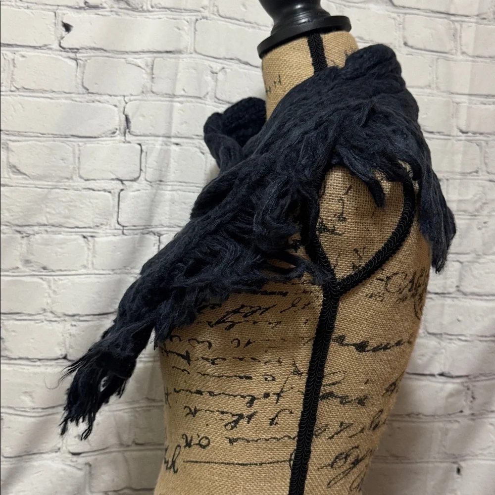🆕 Cozy Black Knit Scarf/Cowl with Large Button Accents - Picture 3 of 10